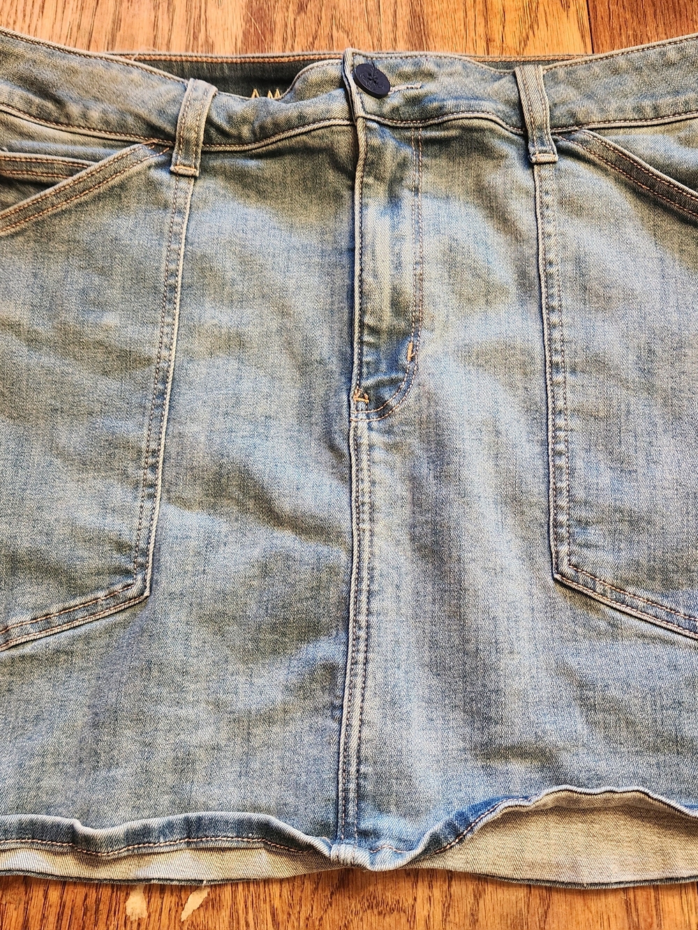 American Eagle Outfitters Mini Skirt in Light Blue Denim - Picture 2 of 5